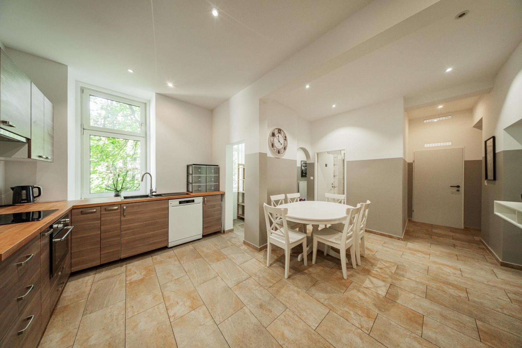 Nice Central City Room Βιέννη Εξωτερικό φωτογραφία